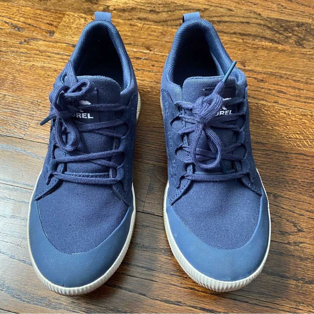 SOREL- Out N About Low Waterproof Sneakers Navy Women’s Size 8 natural rubber - Picture 8 of 16